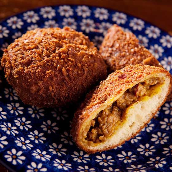 Tokyo Station Zopf Curry Bread